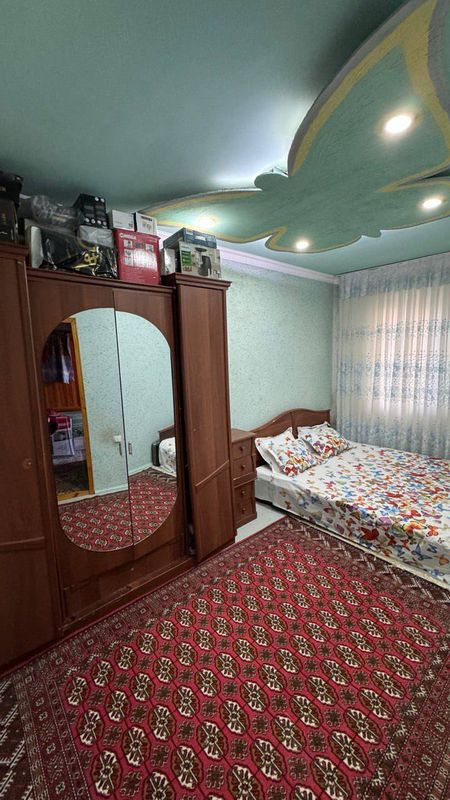 Spani nabor shkaf, trumol, devani, 2 ta tomochkasi Spani nabor shkaf, trumol, devani, 2 ta tomochkasi