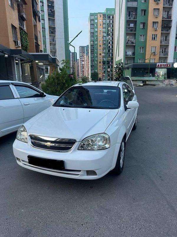 Продаётся Ласетти 1.8 Продаётся Ласетти 1.8