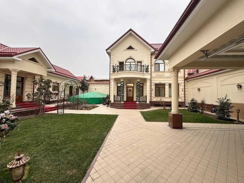 ПРОДАЕТСЯ ЕВРО ДОМ Мирзо Улугбекский район Ор-р Мевазор 8 сот 6 ком
