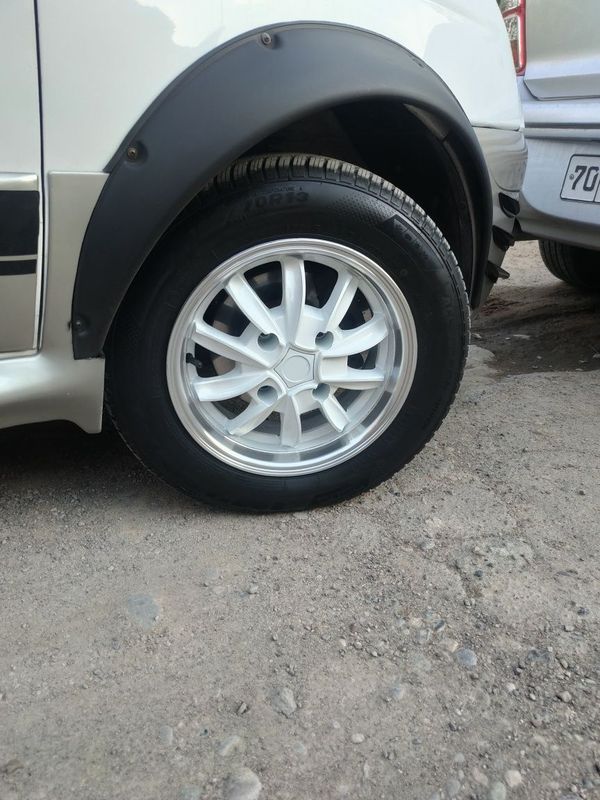R 13 diska yengicha formula 4/114 balonla xolati yengi R 13 diska yengicha formula 4/114 balonla xolati yengi