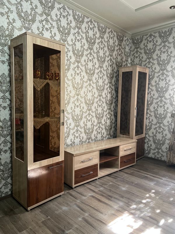 Mebel pinal + tv podstavka Holati ideal
