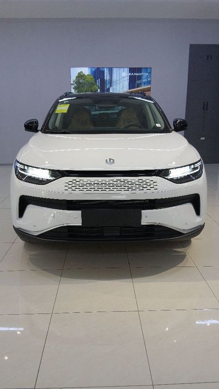 Leapmotor C11 Gibrid dop opsiya 2025 yevropa standartlariga mos Leapmotor C11 Gibrid dop opsiya 2025 yevropa standartlariga mos