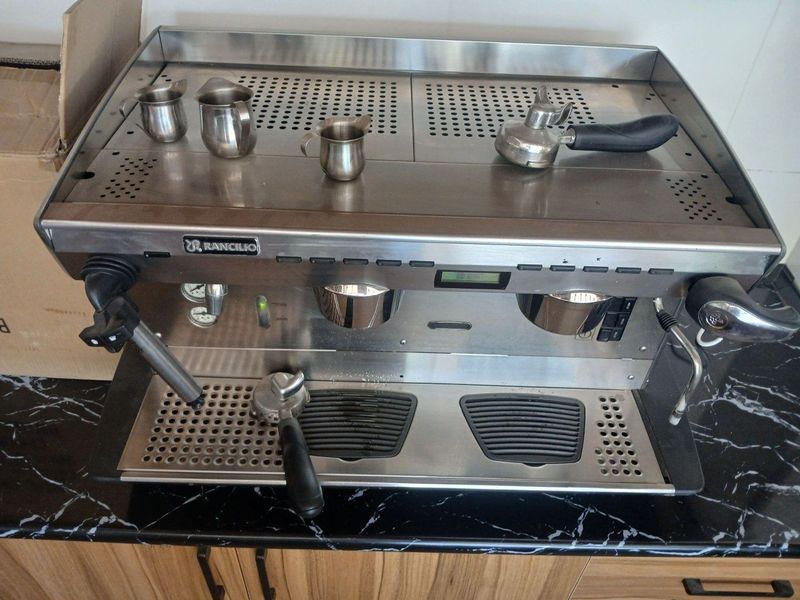 Rancilio kofe aparati sotiladi Rancilio kofe aparati sotiladi