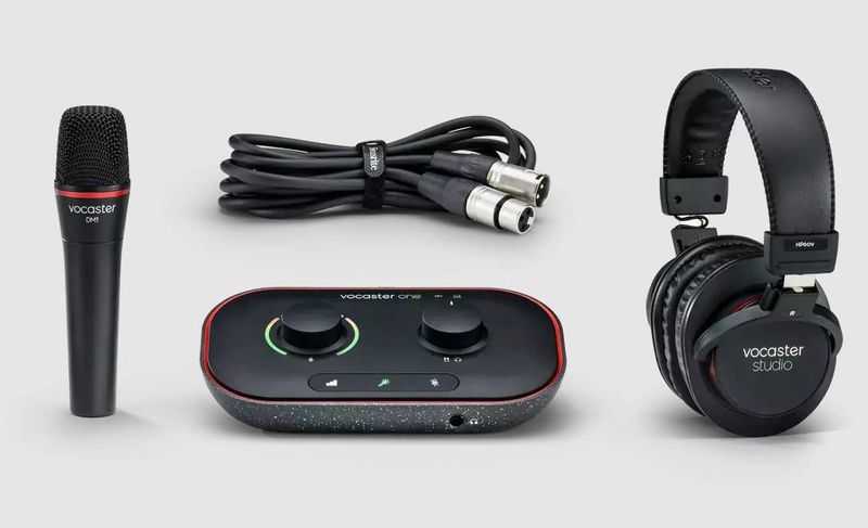 Продам Focusrite Vocaster One Studio [ОРИГИНАЛ]