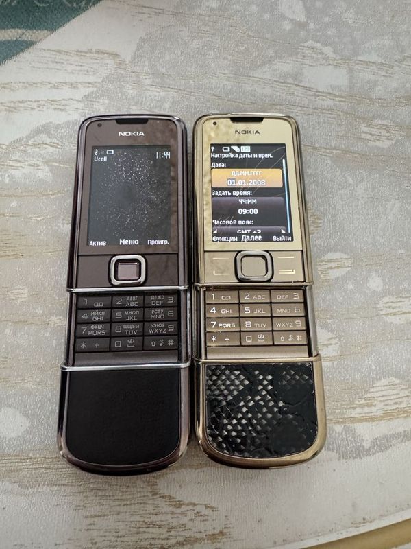 Nokia 8800 sapfire carbon art Nokia 8800 sapfire carbon art