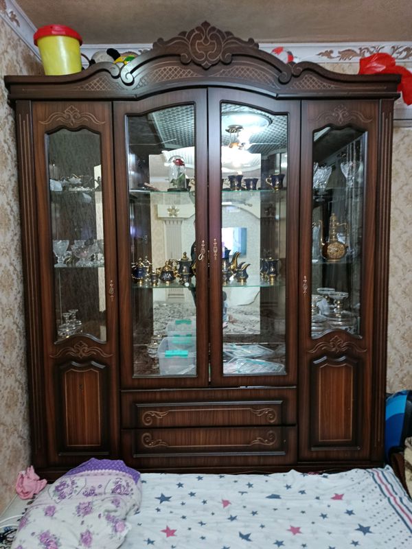 mebel servant