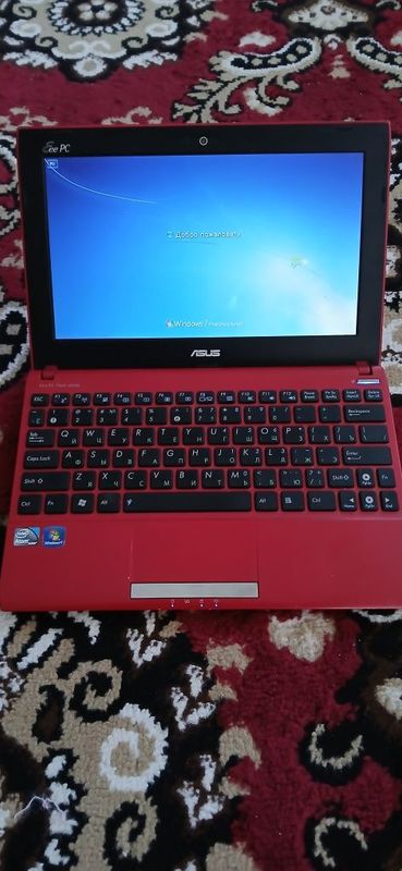 Netbook sotiladi