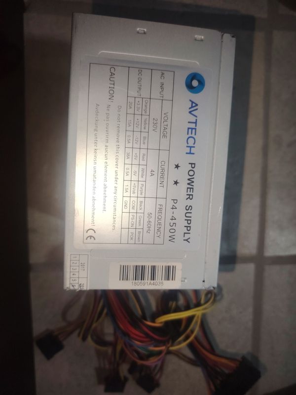 Blok pitania computer. Yangiyol.