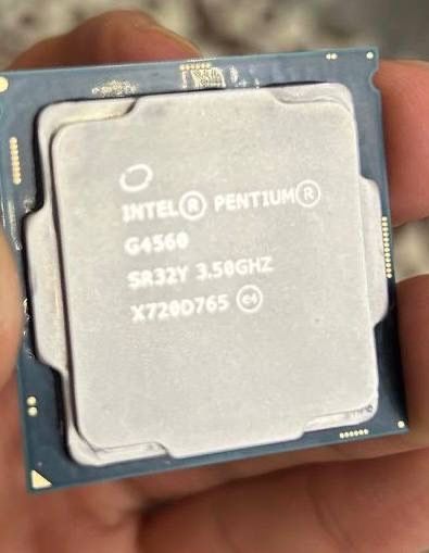 prime z270, ddr 4+8 2400mhz, pentium g4560, кулер, кейс. prime z270, ddr 4+8 2400mhz, pentium g4560, кулер, кейс.