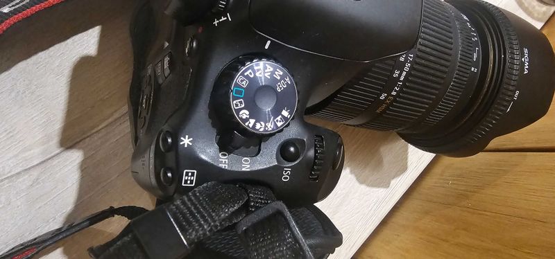 Фотоаппарат цифровой canon EDS 550d с объективом