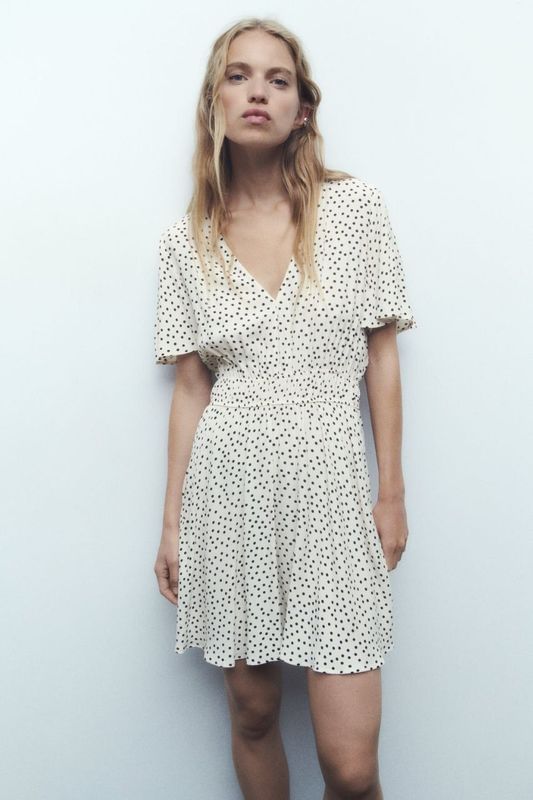 Платье Zara ,размер М Платье Zara ,размер М