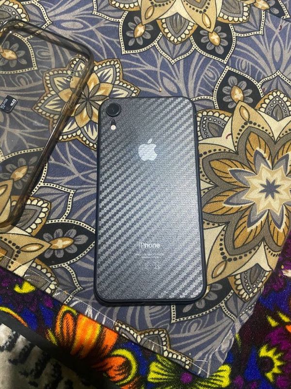 Iphone XR 64gb sotiladi