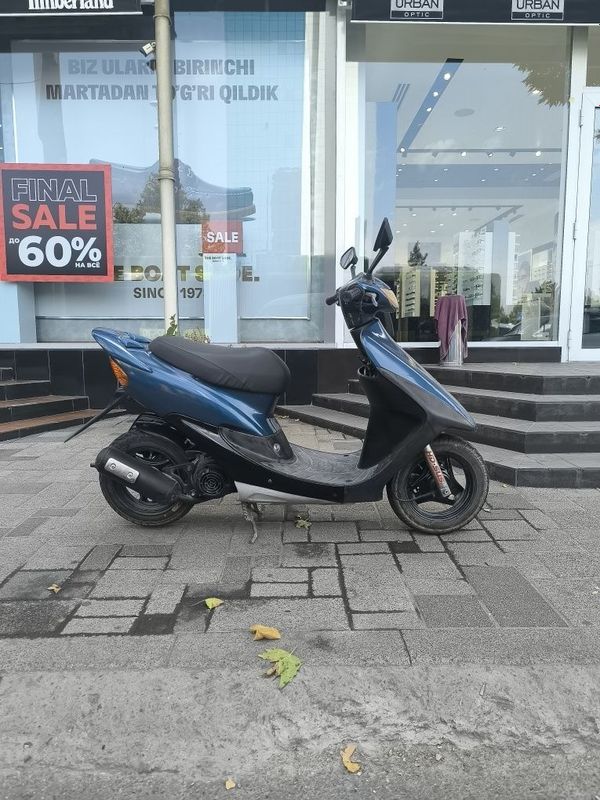 Скутер японский ХОНДА ДИО 34 ZX