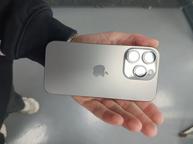 Iphone 15 pro 256gb