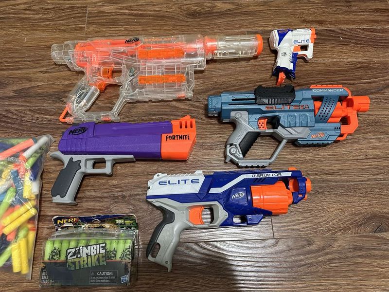 Продается нерф пистолет оригинал, nerf original Продается нерф пистолет оригинал, nerf original