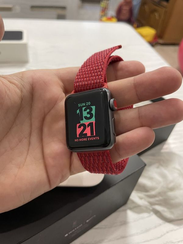 Часы Apple Watch 3, 38mm sport