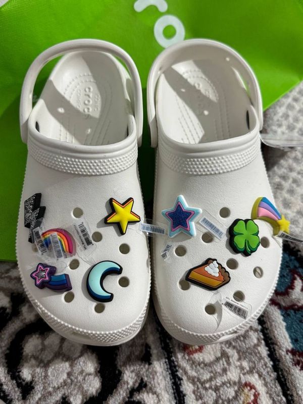 Продаются Тапочки Crocs, Все в наличии. Продаются Тапочки Crocs, Все в наличии.