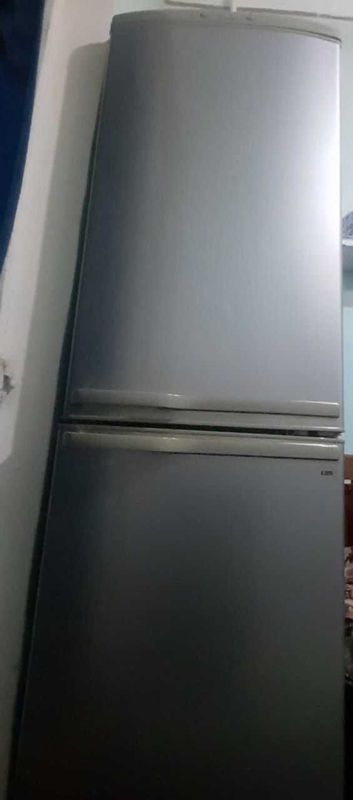Холодильник б/у холати яхши Холодильник б/у холати яхши