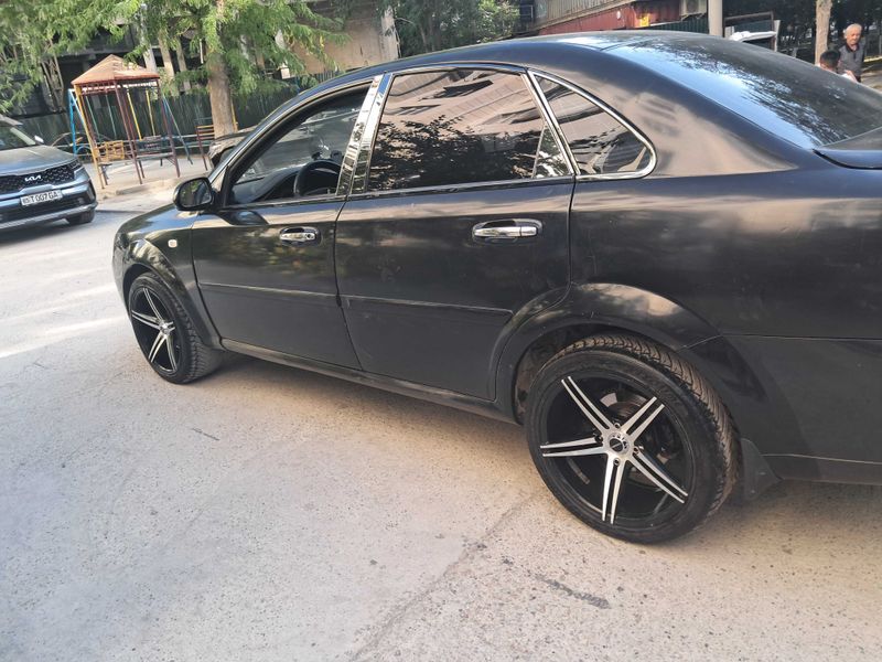 Diska Vossen 5 yulduz R17 Diska Vossen 5 yulduz R17