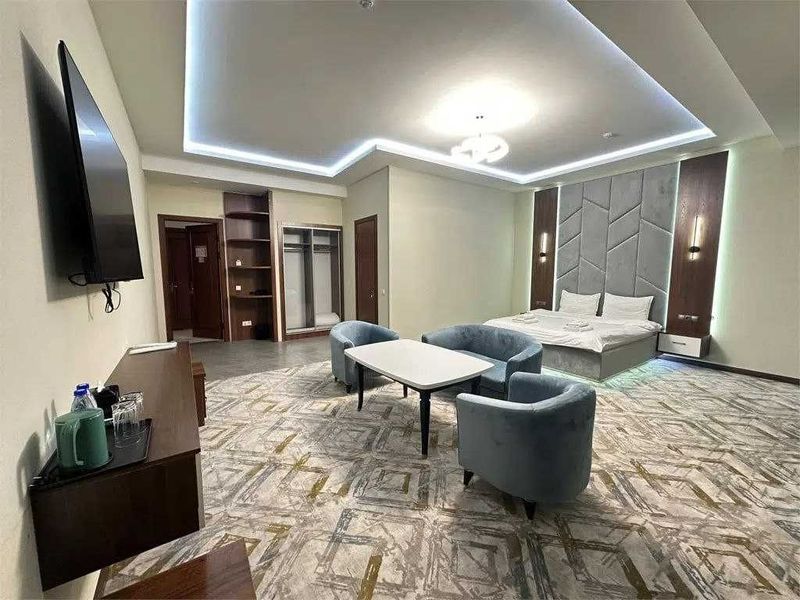 Продаётся действующая гостиница 2612м2 рядом с Marriott Паркентский RR Продаётся действующая гостиница 2612м2 рядом с Marriott Паркентский RR