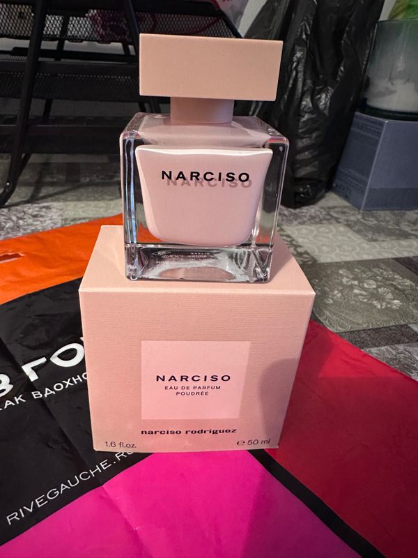 Продам парфюм Narciso Rodriguez Poudree