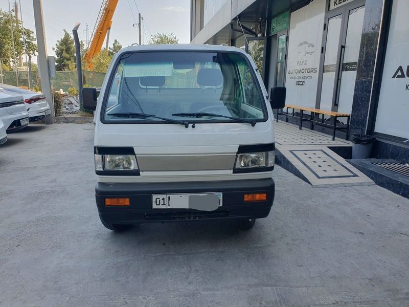 LABO Bortli yengi. Yili 2025. Yurgani 159. Narxi 7650