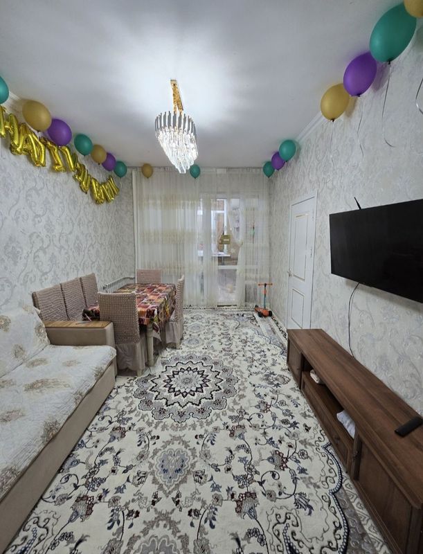 Продаётся 2 комнатная квартира Мирзо Улугбекский район массив Ттз2 Продаётся 2 комнатная квартира Мирзо Улугбекский район массив Ттз2