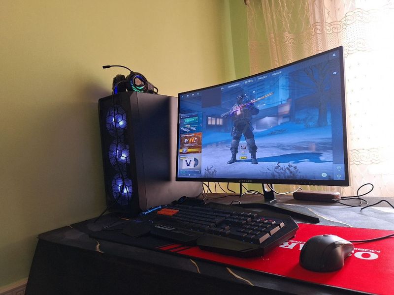 GAMING PC 240 Hrz 27* I5 10th Turbo boost 4.3 Ghz GAMING PC 240 Hrz 27* I5 10th Turbo boost 4.3 Ghz