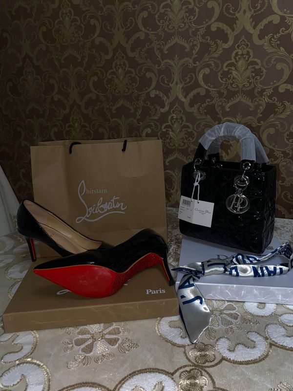 Туфли оригинал Christian Louboutin Туфли оригинал Christian Louboutin