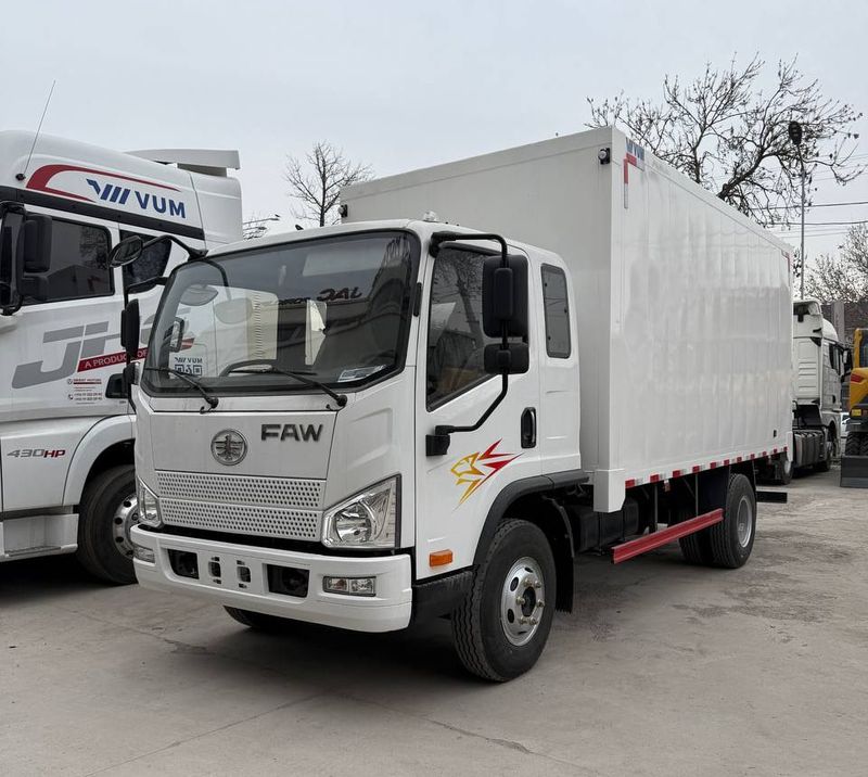 Автофургон цельнометаллический FAW 21,6 м3
