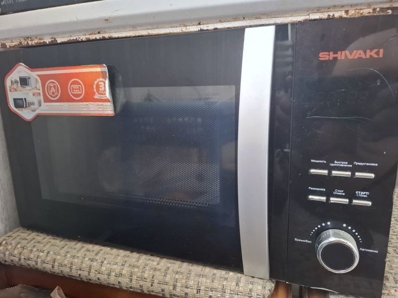 Продаётся микроволновка шиваки Продаётся микроволновка шиваки