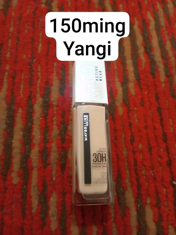 Kosmetika yangi kanadadan olib kelingan