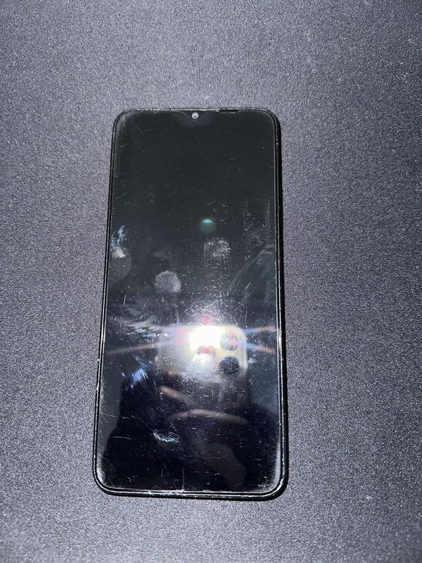 Oppo A18 черный. Oppo A18 черный.