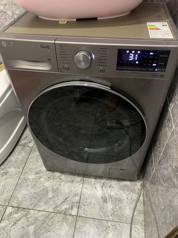 Продам стиральную машинку Продам стиральную машинку