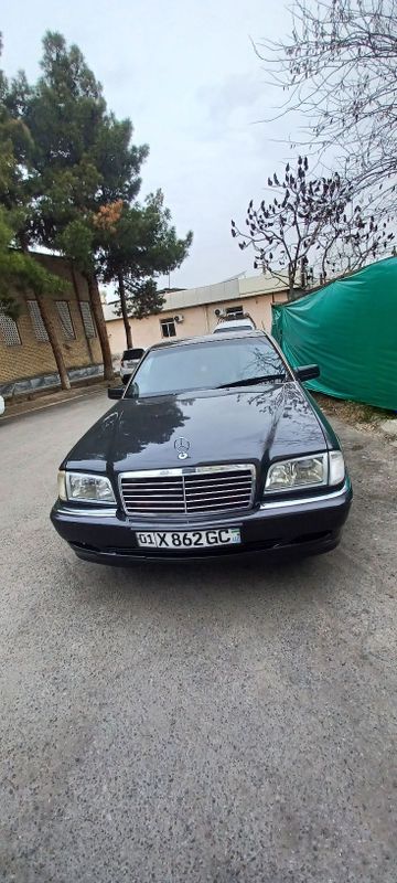 Mercedes-Benz w202 c180 Mercedes-Benz w202 c180