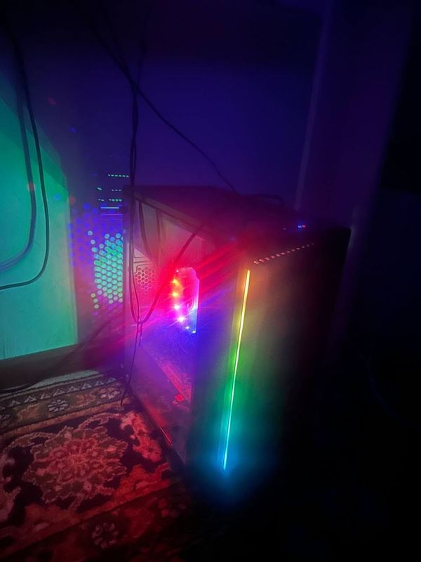 Продаю игровой пк поднимает все игры Продаю игровой пк поднимает все игры