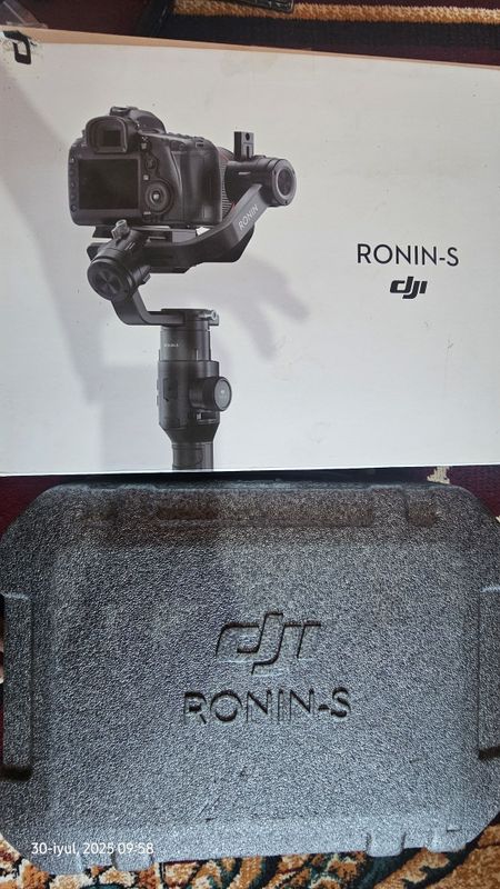 5d mark 3 va mak4 ogʻir fotoaparatlar uchun Ronin S sotiladi 5d mark 3 va mak4 ogʻir fotoaparatlar uchun Ronin S sotiladi