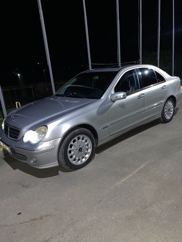 Mercedes c240 model