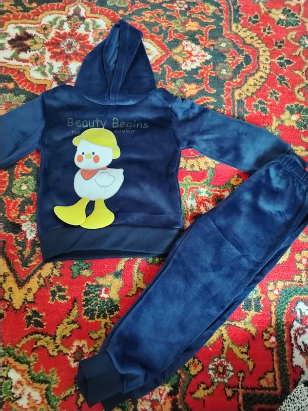Xitoy divoyka 2 yosh Xitoy divoyka 2 yosh