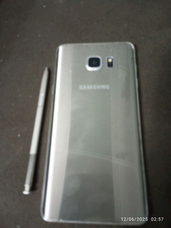 GALAXY NOT 5 aybi ekran kuygan GALAXY NOT 5 aybi ekran kuygan