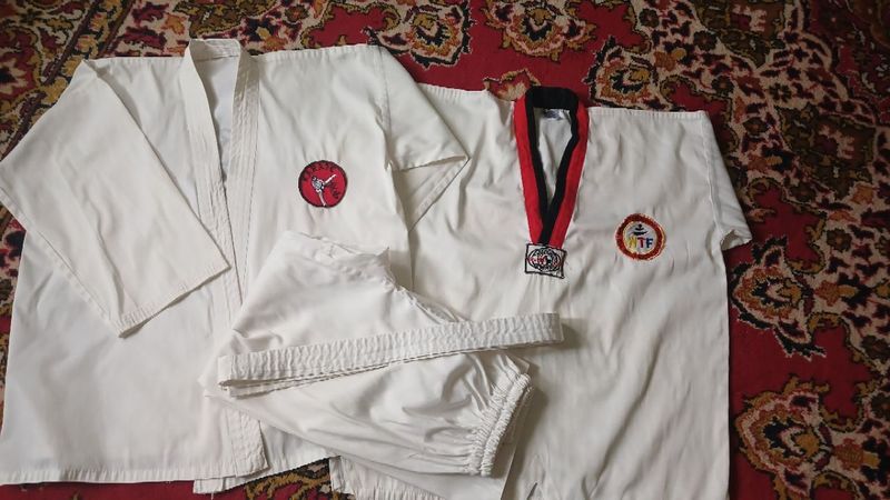 Продам кимоно для спорта Продам кимоно для спорта
