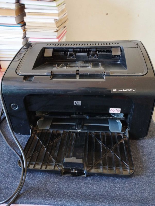 HP laser Jet P1102w