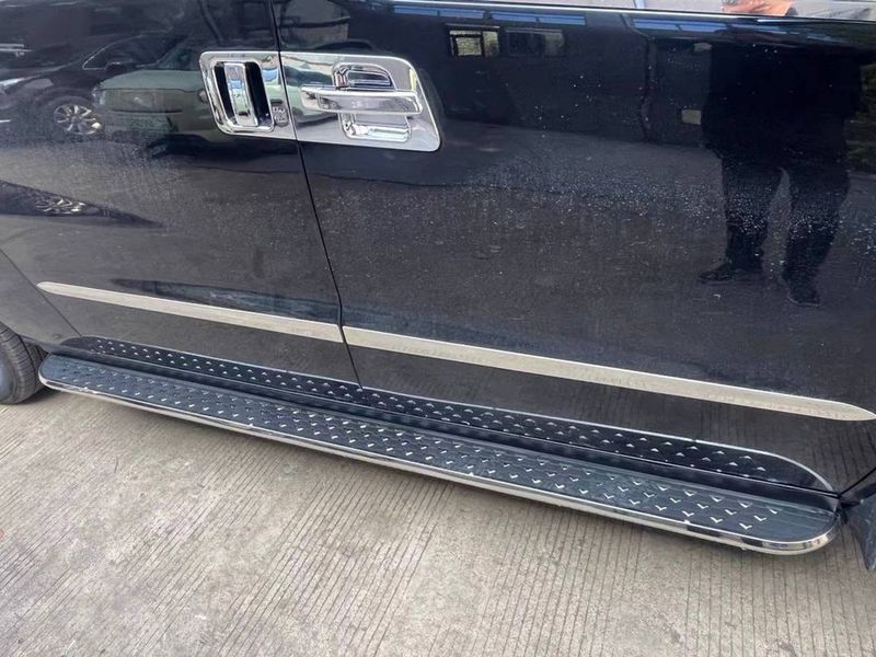 Подножка Jac M3 га зина оригинал янги Подножка Jac M3 га зина оригинал янги