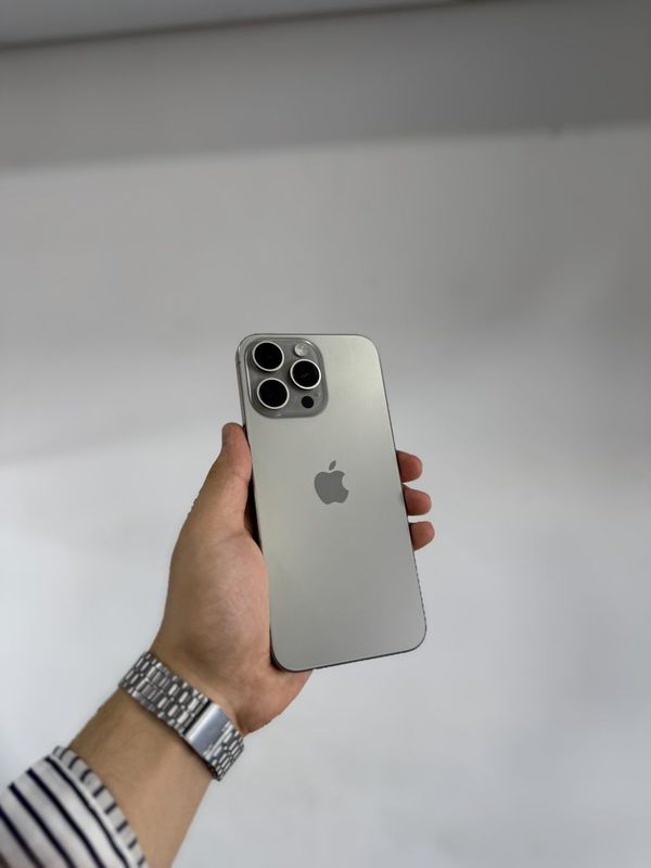 Iphone 15pro max e-sim 256gb Iphone 15pro max e-sim 256gb