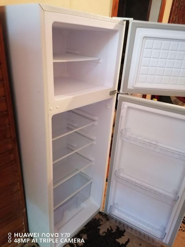 Продам холодильник Ferre Продам холодильник Ferre