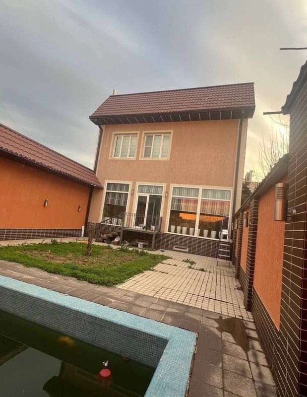 Мирзо Улугбекский р-он ул. Циалковская. Дом 3 уровня. 290м²