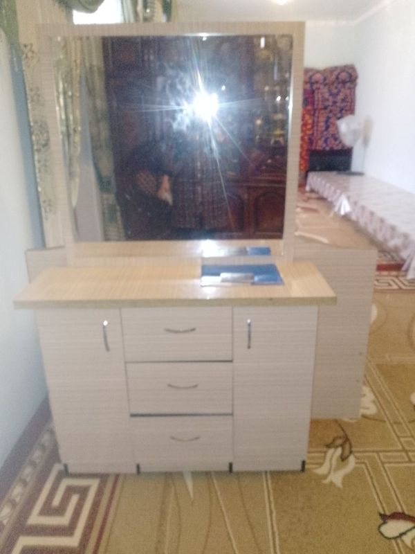 Yotoqxona mebeli trimo spalniy arzon qilib berib yuboraman Yotoqxona mebeli trimo spalniy arzon qilib berib yuboraman
