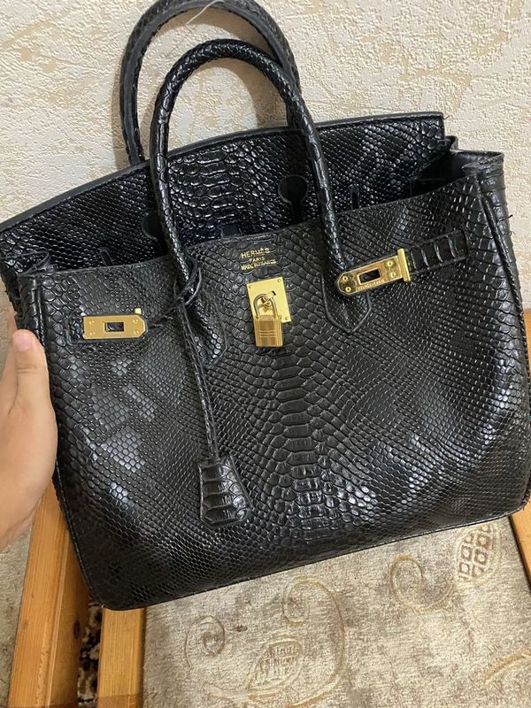 Кожанная сумка Hermes Кожанная сумка Hermes