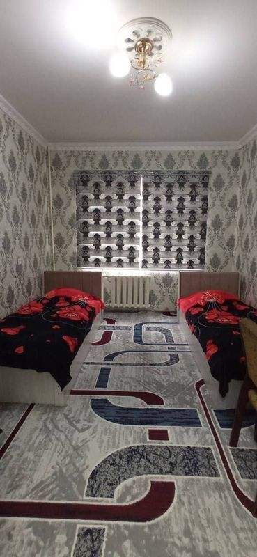 Bezmakler Yakkasaroy Tekstilniy insitut yonida 2 honali kvartira ijara