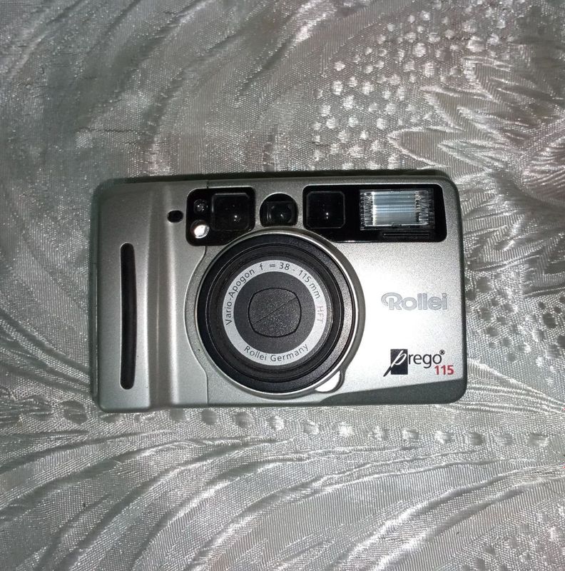 Продается фотоаппарат. Продается фотоаппарат.